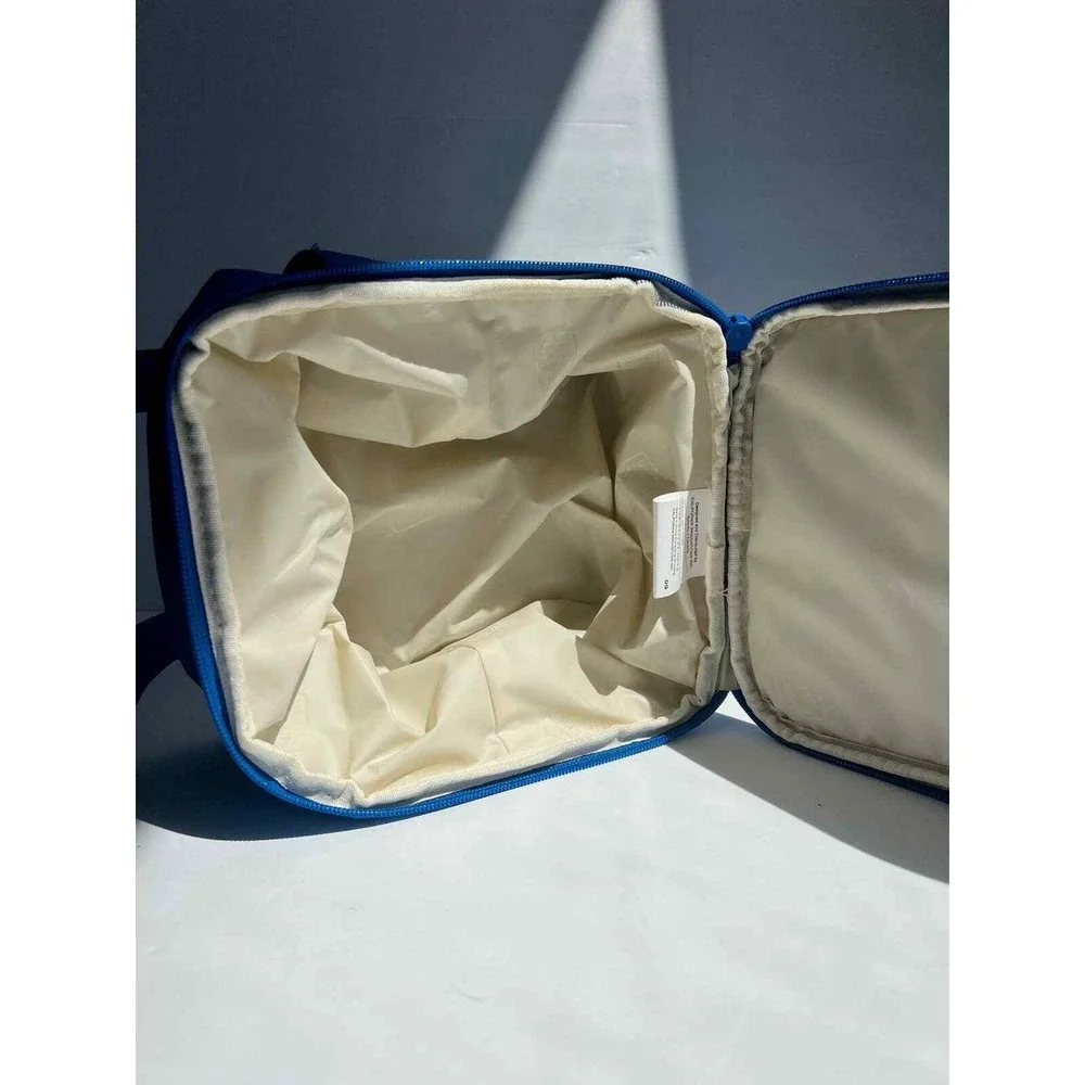 Thistle & Thread Blue Insulated Lunch Bag Microban Antimicrobial 10001577 NWT